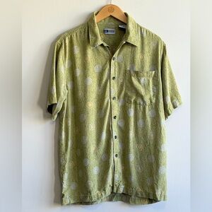 United 100% Silk Green Abstract Print Short Sleeve Button Up Shirt Medium